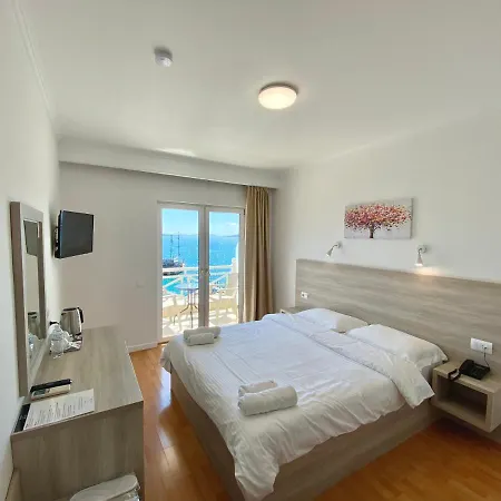 Sun N Blue Hotel 3*